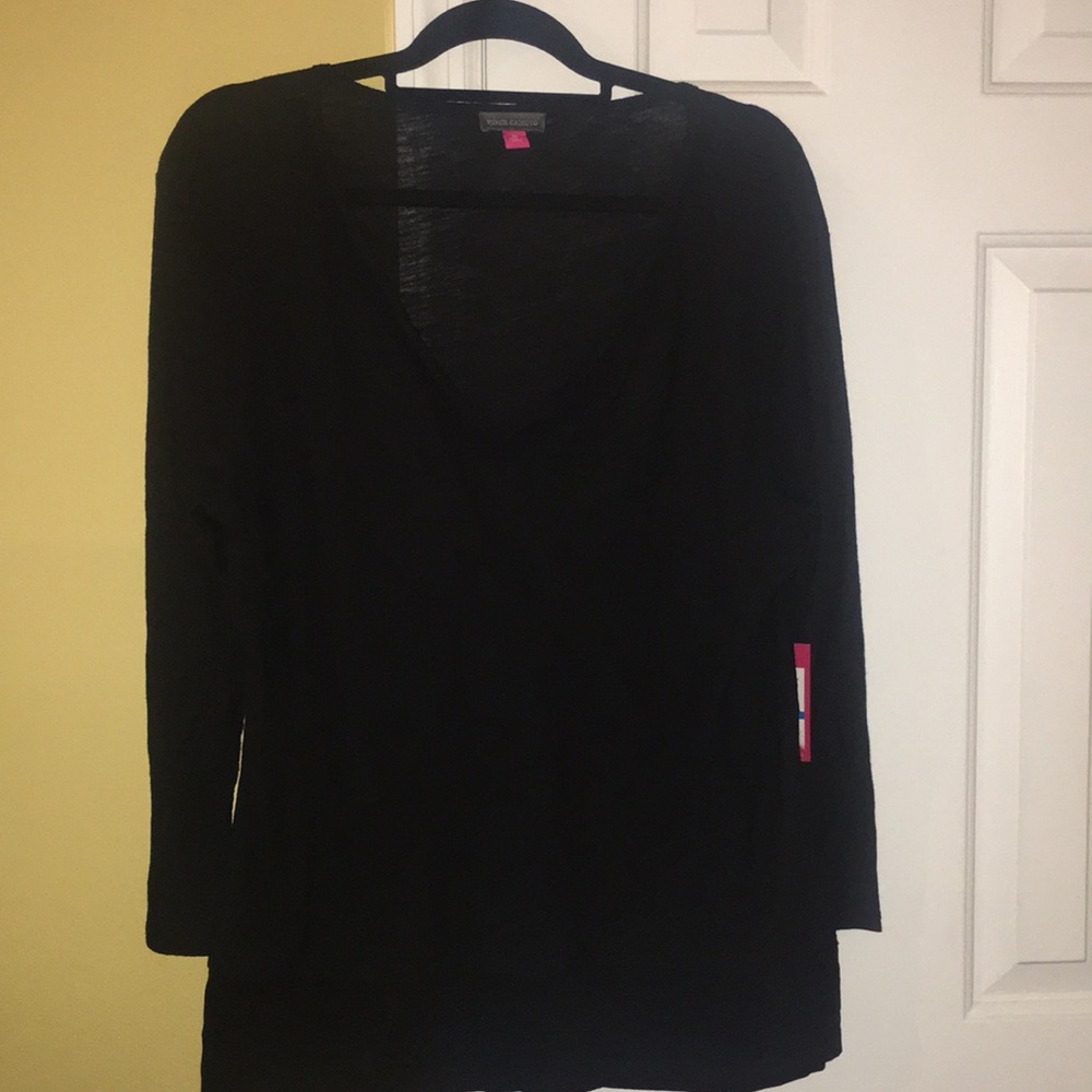 Vince Camuto V-neck New